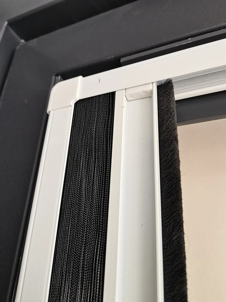 Pleated Fly Screen For Doors high quality