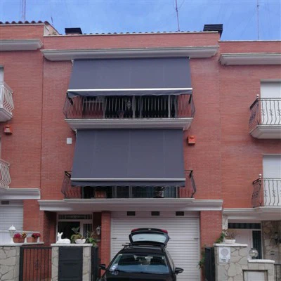 Drop Arm Window Awning